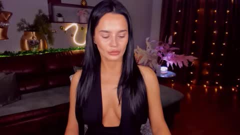 DanaMiers online show from December 23, 4:10 am