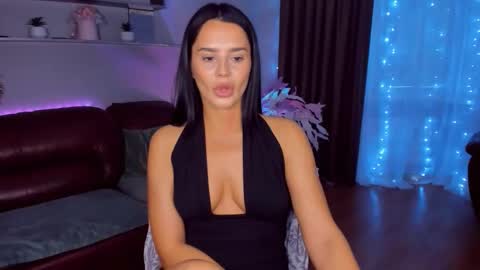 DanaMiers online show from March 10, 4:28 am