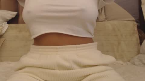 Snapshot of danaperfect chatting on October 8, 10:13 am Daniella online show from October 8, 10:13 am