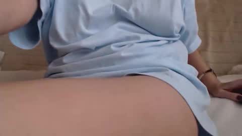 Snapshot of danaperfect chatting on October 31, 11:33 am Daniella online show from October 31, 11:33 am