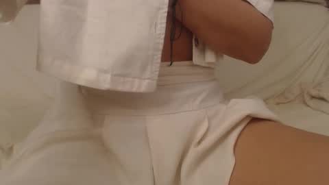 Snapshot of danaperfect chatting on November 29, 10:18 am Daniella online show from November 29, 10:18 am