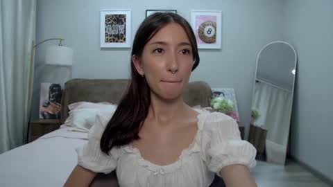 DanaRoges online show from June 12, 7:40 am