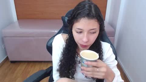 Danatella  online show from January 15, 12:54 pm