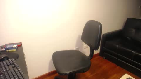 danbury online show from November 15, 11:43 pm