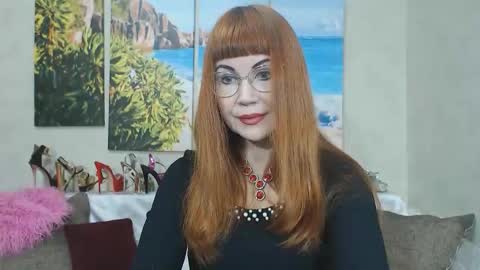 Snapshot of danceglory chatting on February 15, 7:51 am Danceglory online show from February 15, 7:51 am