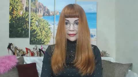 Snapshot of danceglory chatting on February 17, 6:43 am Danceglory online show from February 17, 6:43 am