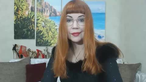 Snapshot of danceglory chatting on February 24, 6:11 am Danceglory online show from February 24, 6:11 am