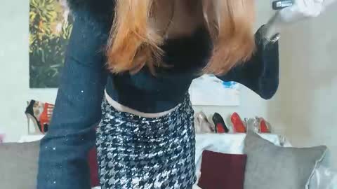 Snapshot of danceglory chatting on February 26, 7:07 am Danceglory online show from February 26, 7:07 am