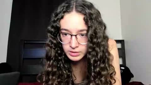 Fae online show from February 15, 7:51 am