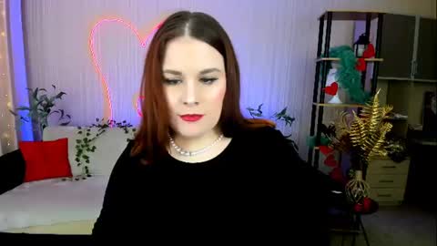 Snapshot of dancingsurprise chatting on June 12, 9:08 am Olivia online show from June 12, 9:08 am
