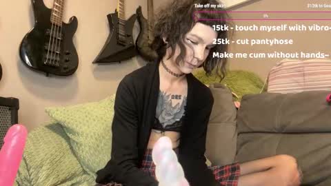 dandelion_sea online show from September 30, 5:29 pm