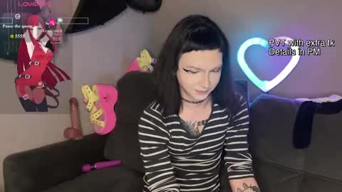 dandelion_sea online show from May 16, 7:45 pm