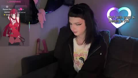 dandelion_sea online show from May 30, 4:59 pm
