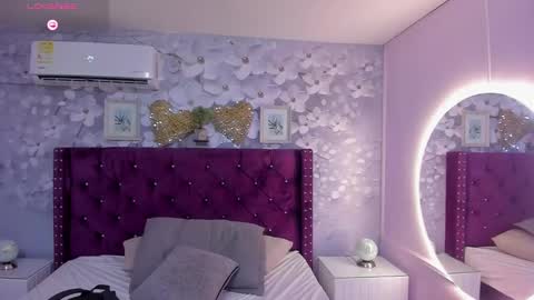 Snapshot of danee_19 chatting on February 28, 11:36 am Daniela online show from February 28, 11:36 am