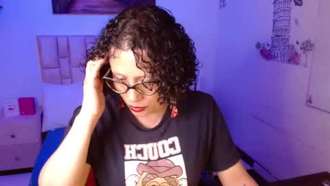 Snapshot of daneshka_naughty chatting on November 20, 1:06 am DANESHKA online show from November 20, 1:06 am