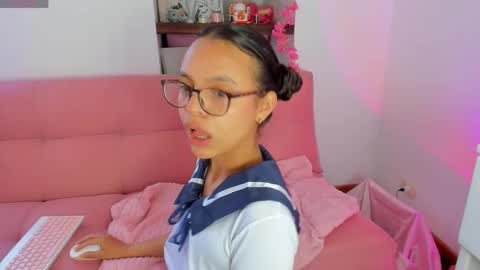 Snapshot of danessacronin chatting on February 18, 10:39 pm Danesa online show from February 18, 10:39 pm