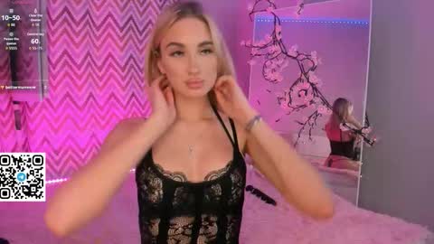 Bella online show from November 6, 7:37 pm