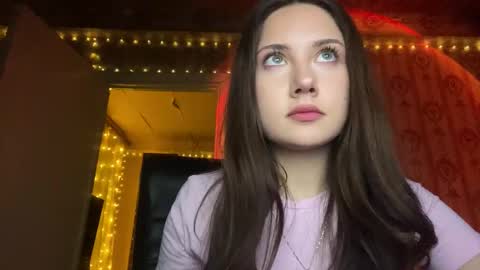 Snapshot of dangerous_softness chatting on March 25, 6:47 pm dangerous_softness online show from March 25, 6:47 pm