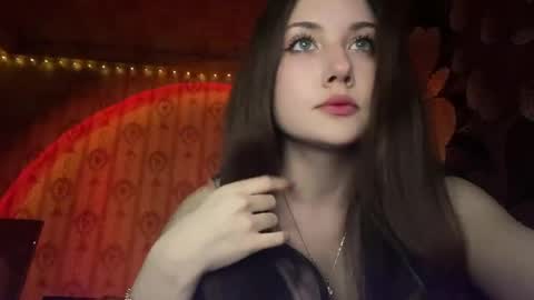 Snapshot of dangerous_softness chatting on March 28, 7:35 pm dangerous_softness online show from March 28, 7:35 pm