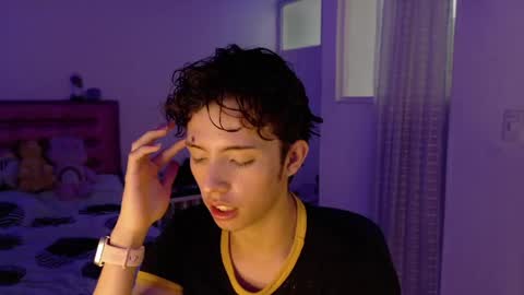 Snapshot of dani_dancer chatting on April 17, 9:40 pm Dani Dancer online show from April 17, 9:40 pm