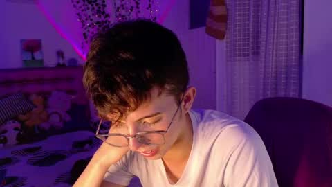 Snapshot of dani_dancer chatting on May 15, 11:23 pm Dani Dancer online show from May 15, 11:23 pm