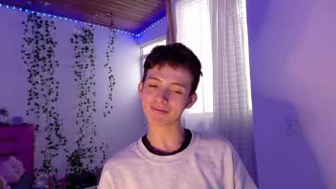 Snapshot of dani_dancer chatting on May 17, 6:59 pm Dani Dancer online show from May 17, 6:59 pm