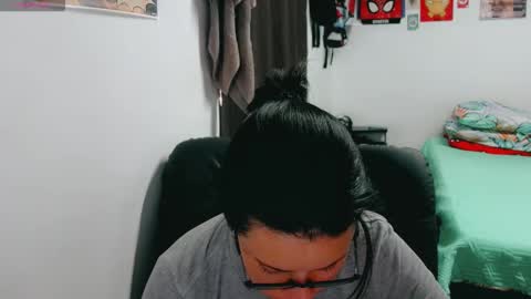 dani y jocelyn online show from October 2, 6:48 pm