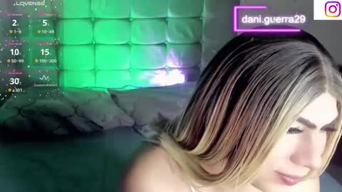 Snapshot of dani_lovet1 chatting on March 10, 1:54 am dani online show from March 10, 1:54 am