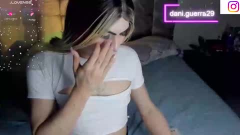 Snapshot of dani_lovet1 chatting on March 12, 4:18 am dani online show from March 12, 4:18 am