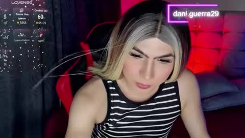 Snapshot of dani_lovet1 chatting on April 7, 2:34 am dani online show from April 7, 2:34 am
