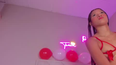 Hi I am Dani online show from September 20, 11:44 am