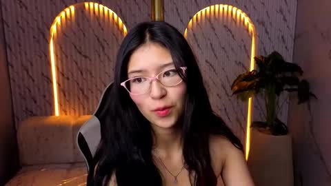 dani_tf online show from March 19, 12:53 pm