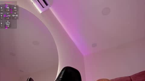   online show from November 13, 4:22 am