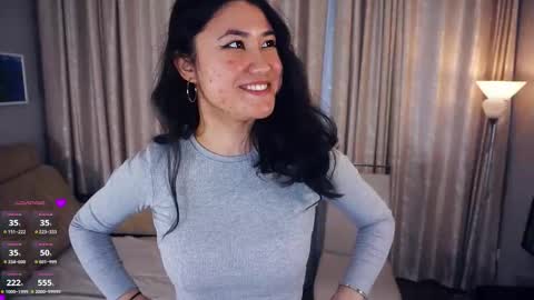 Snapshot of danideritis chatting on October 17, 7:22 am Hey boys and girls Im Bella but you can just call me bb joke D Make yourself comfortable and enjoy my show online show from October 17, 7:22 am