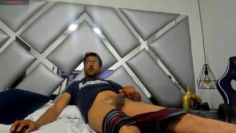 Snapshot of danidick_vc chatting on November 27, 12:18 pm danidick_vc online show from November 27, 12:18 pm