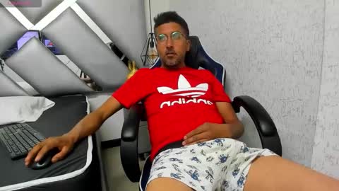 Snapshot of danidick_vc chatting on December 5, 12:14 pm danidick_vc online show from December 5, 12:14 pm