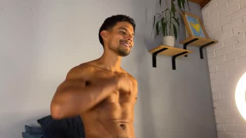 Daniel  online show from January 27, 1:05 am