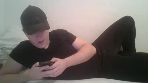 Snapshot of daniel4567890new chatting on January 1, 7:32 pm daniel4567890new online show from January 1, 7:32 pm