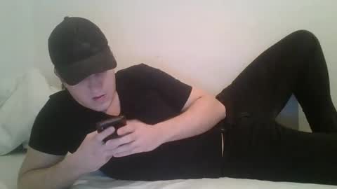 Snapshot of daniel4567890new chatting on January 22, 12:16 am daniel4567890new online show from January 22, 12:16 am