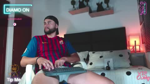  DANIEL HUNTHER online show from March 25, 2:34 pm