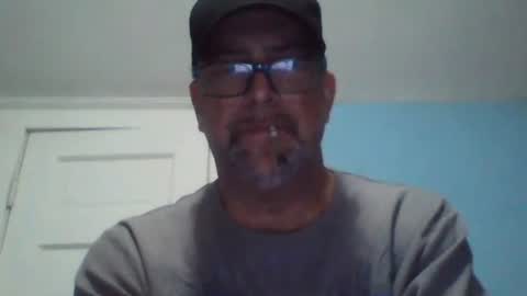 Snapshot of daniel_lbc chatting on October 12, 11:48 pm Daniel online show from October 12, 11:48 pm