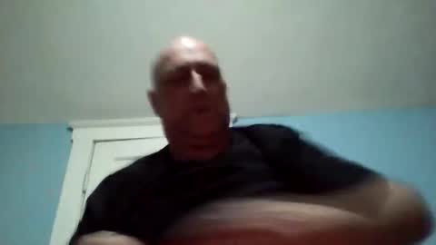 Snapshot of daniel_lbc chatting on November 11, 6:46 am Daniel online show from November 11, 6:46 am