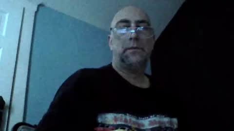 Snapshot of daniel_lbc chatting on December 1, 2:11 pm Daniel online show from December 1, 2:11 pm