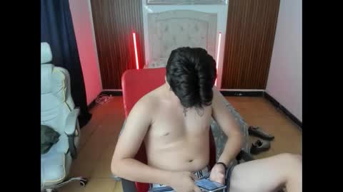 daniel_leon_c online show from March 14, 6:46 pm