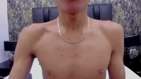 Snapshot of daniel_loverr1 chatting on March 18, 2:09 pm daniel online show from March 18, 2:09 pm