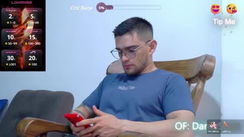 Snapshot of daniel_ova chatting on March 10, 1:05 pm Sexy Dani online show from March 10, 1:05 pm