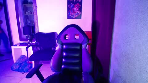 daniel_velez26 online show from November 23, 4:01 am