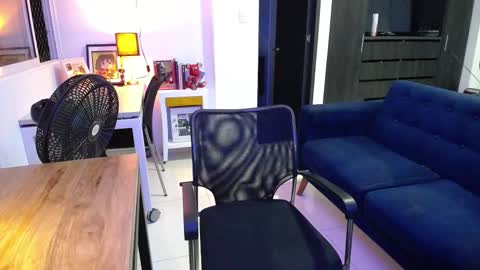 daniel_velez26 online show from March 21, 3:22 am