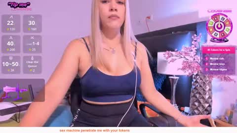 Snapshot of daniela_beauty chatting on May 13, 4:48 pm daniela online show from May 13, 4:48 pm