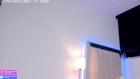 Snapshot of daniela_henaoo chatting on October 7, 11:24 pm independent model online show from October 7, 11:24 pm